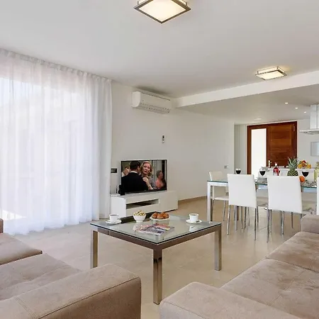 Turquesa Mar Villa Cala en Forcat